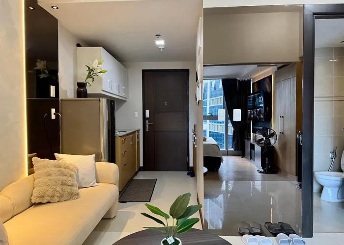 Apartamento Stylish 1br Inside Bgc At Uptown Parksuites - 24k *