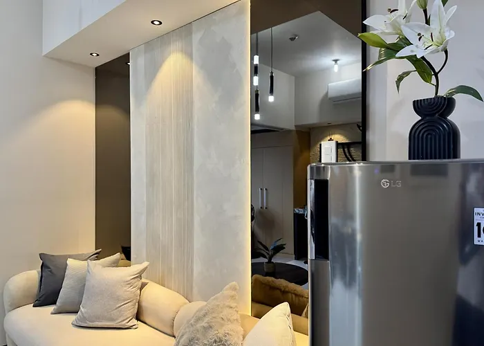 Stylish 1br Inside Bgc At Uptown Parksuites - 24k Apartamento *