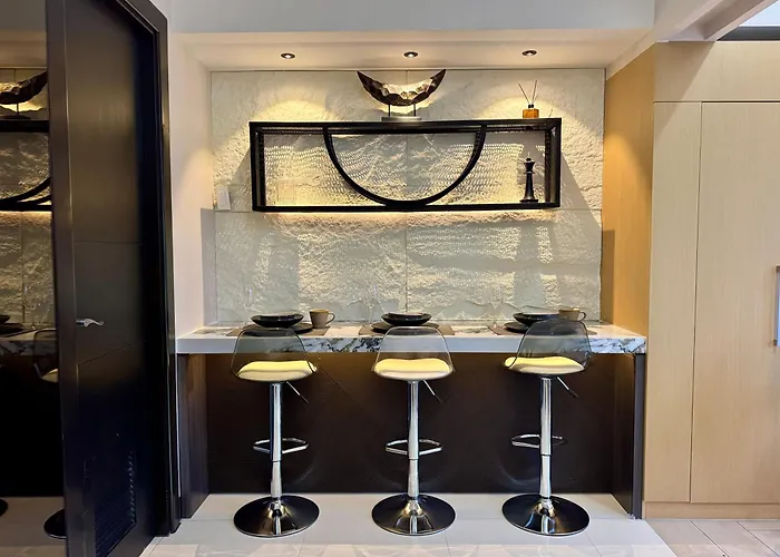 Apartamento Stylish 1br Inside Bgc At Uptown Parksuites - 24k Manila
