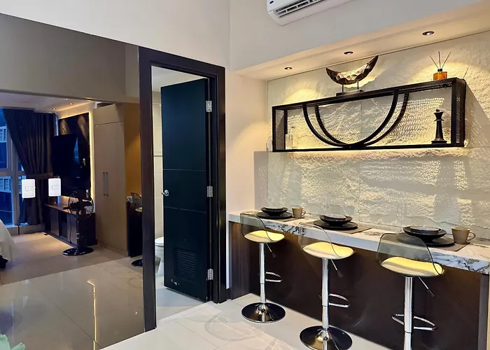 Apartamento Stylish 1br Inside Bgc At Uptown Parksuites - 24k *