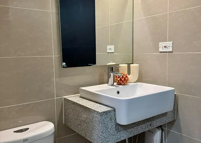 Stylish 1br Inside Bgc At Uptown Parksuites - 24k Apartamento *